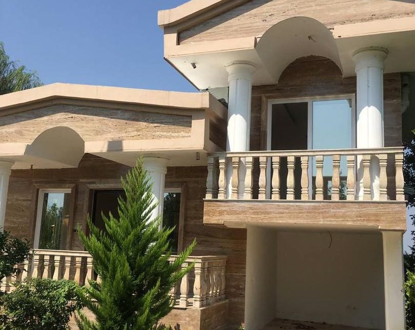 خرید ویلا سند دار شهرکی فول‌ فرنیش نزدیک‌ به‌ جنگل | 250 متر