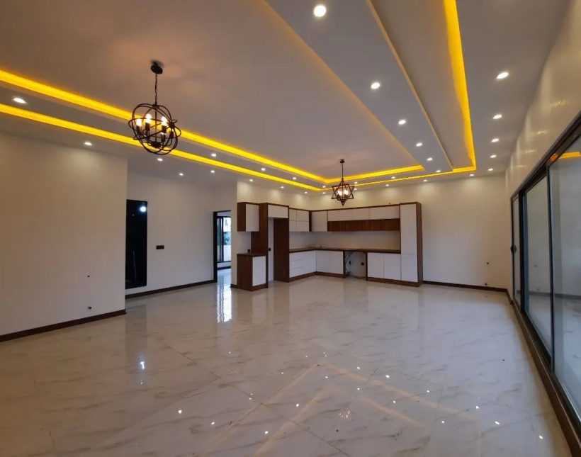 خرید ویلا همکف مدرن 200 متری شهرکی | 200 متر