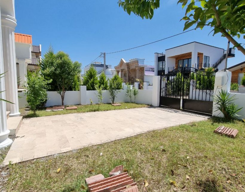 خرید ویلا 250 متری نما رومی سند دار | 250 متر