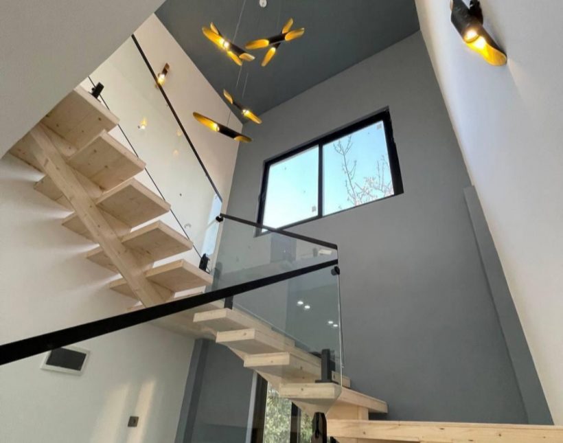 فروش ویلا 330 متری نما مدرن شهرکی | 330 متر