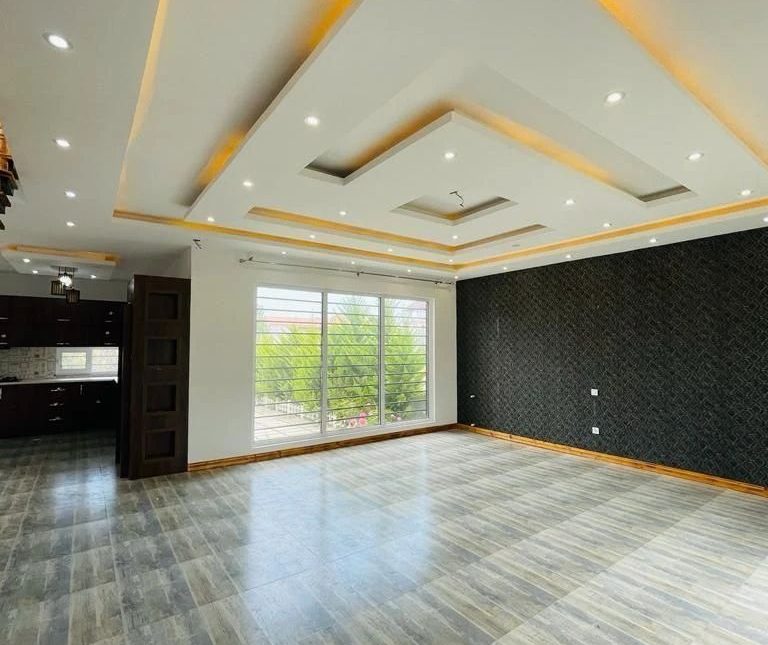 خرید ویلا 380 متری نما مدرن داخل بافت | 380 متر