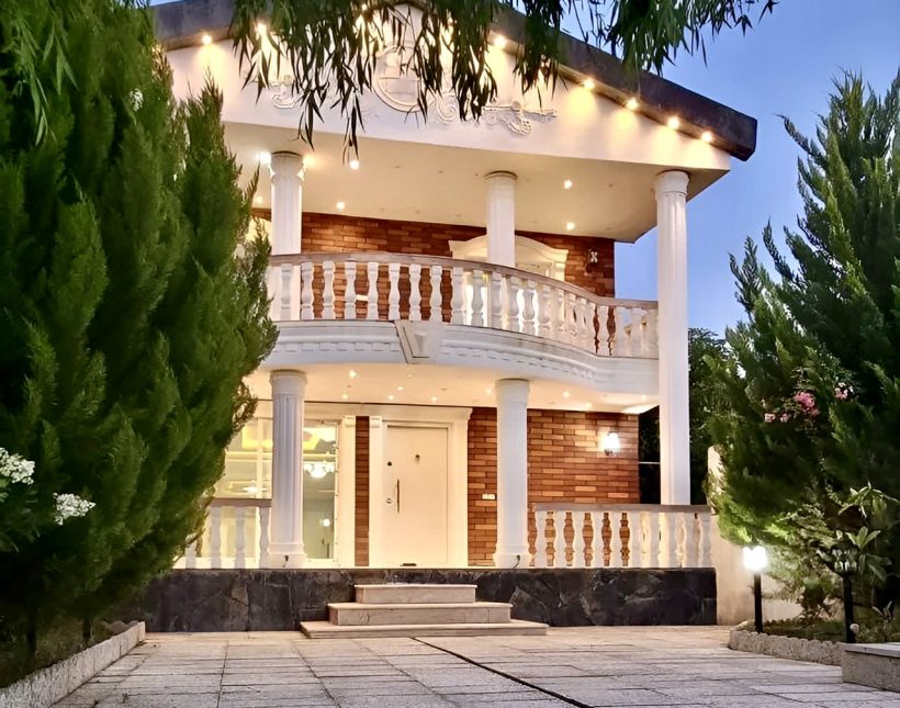 خرید ویلا باغ 300 متری زیر قیمت کارشناسی | 300 متر