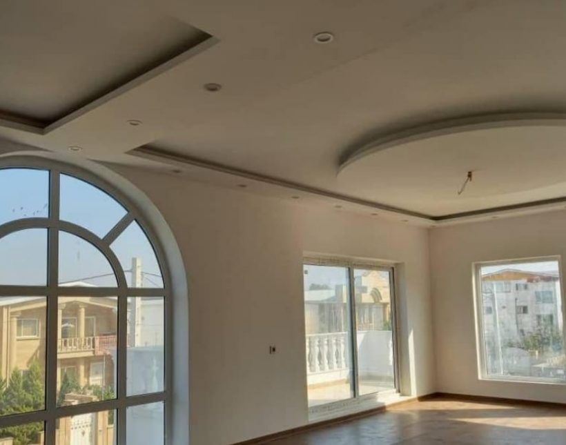 خرید ویلا 380 متری نما رومی استخردار شهرکی در نور | 380 متر