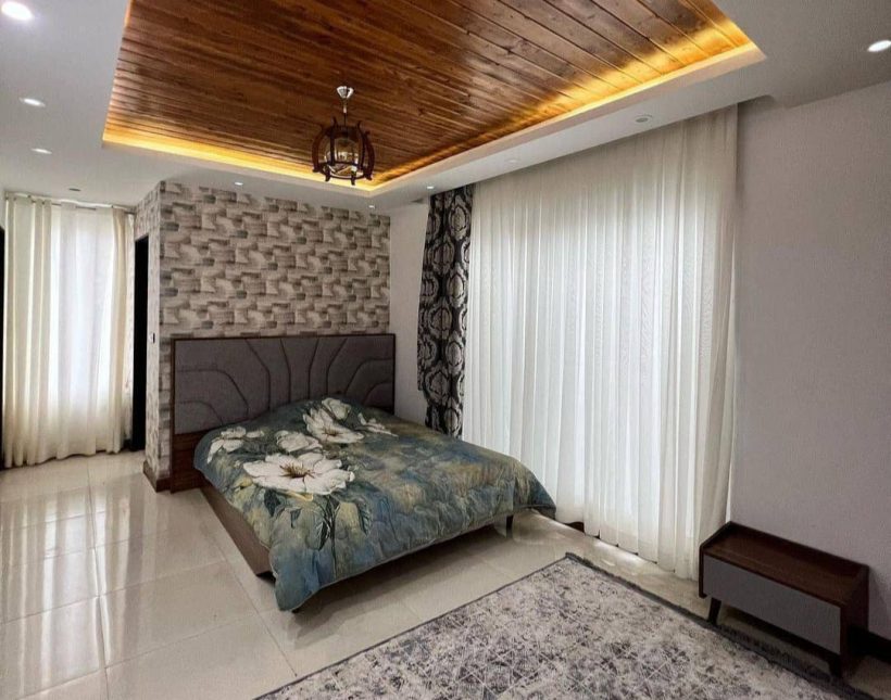 فروش ویژه ویلا کلاسیک 350 متری شهرکی در نور | ۳۵۰ متر