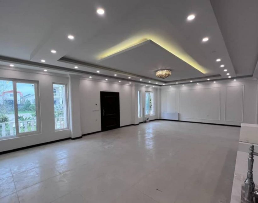 خرید ویلا کاخ کلاسیک 400 متری نما سنگ در نور | ۴۰۰ متر