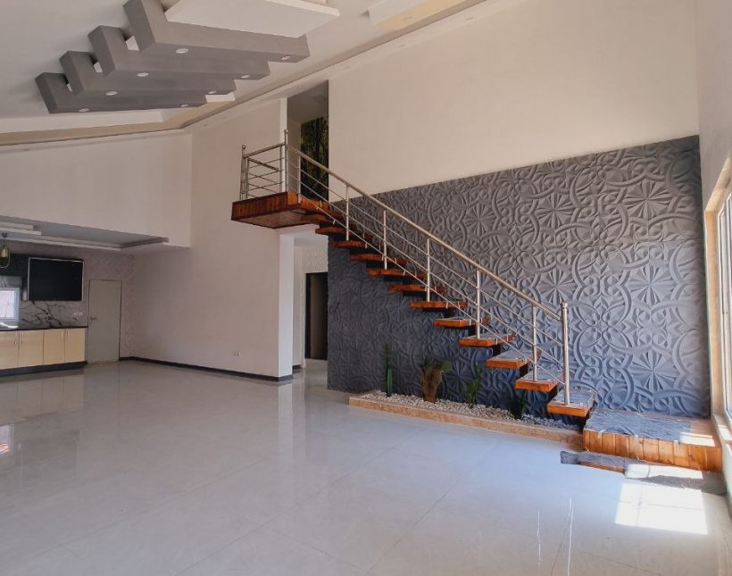 خرید ویلا نیم پیلوت سند تک‌ برگ شهرکی منطقه برند جنگلی | 270 متر