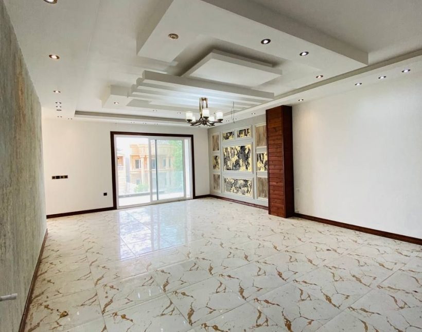 خرید ویلا 300 متری نما مدرن شهرکی | 300 متر