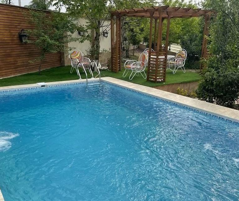 خرید ویلا باغ 1200 متری استخر دار جفت دریاچه ماهان | ۱۲۰۰ متر