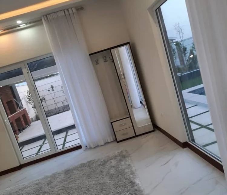 خرید فلت شهرکی استخر دار 500 متری | ۵۰۰ متر
