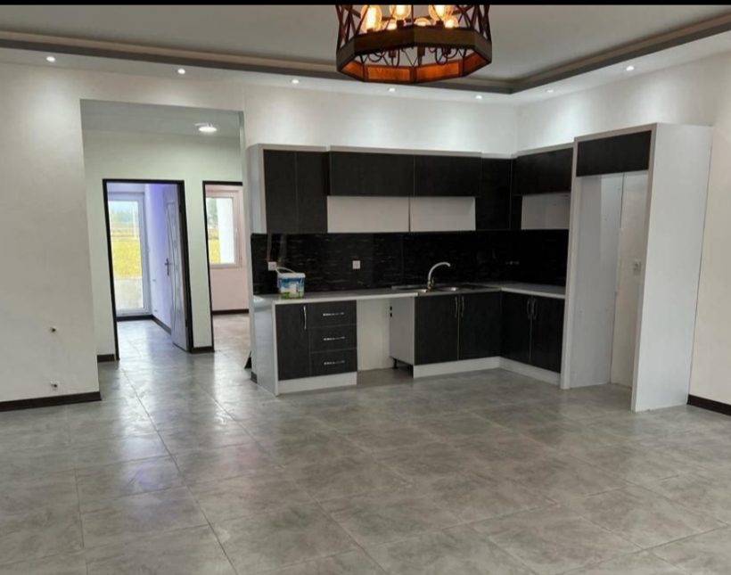 فروش ویلا فلت 180متری سند دار شهرکی | 180 متر