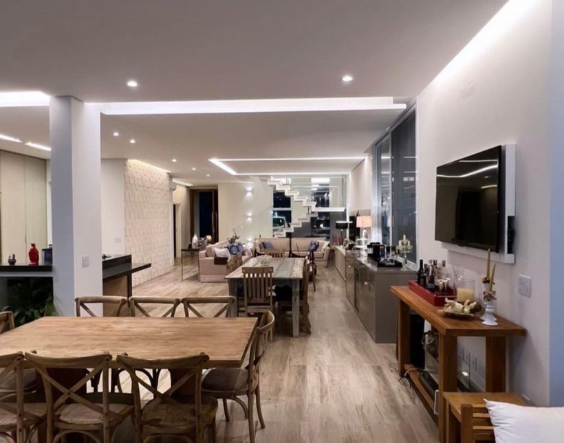 خرید ویلا مدرن 700 متری استخر دار مهندسی ساز | ۷۰۰ متر