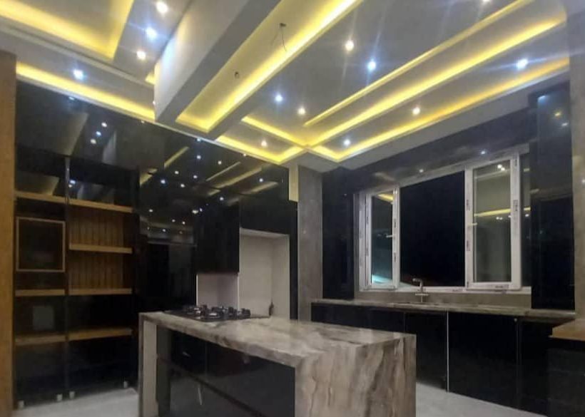 خرید ویلا مدرن 320 متری شهرکی ویو ابدی | 320 متر
