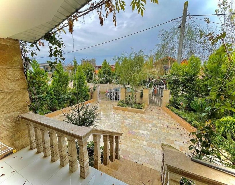 خرید ویلا 250 متری نما سنگ شهرکی و مبله | ۲۵۰ متر