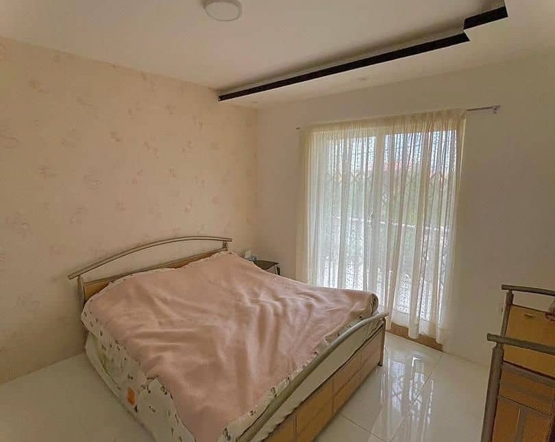 خرید ویلا 250 متری نما سنگ شهرکی و مبله | ۲۵۰ متر