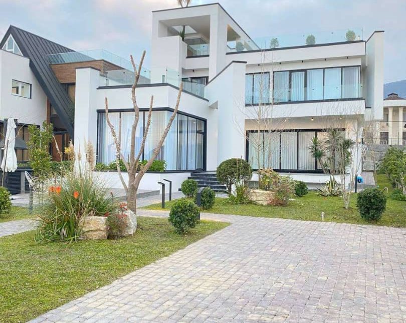 فروش ویلا 450 متری دوبلکس نما مدرن شهرکی | 450 متر