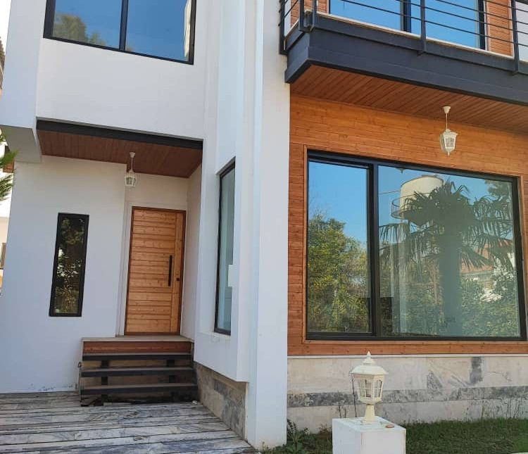 فروش ویلا 300 متری نما مدرن با طراحی عالی | 300 متر