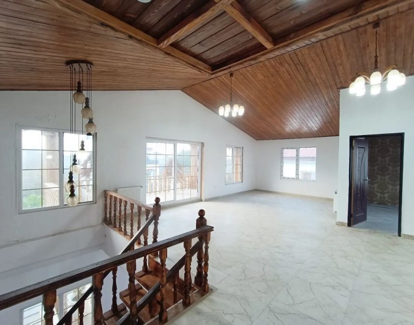 فروش ویلا کلاسیک 238 متری | 238 متر