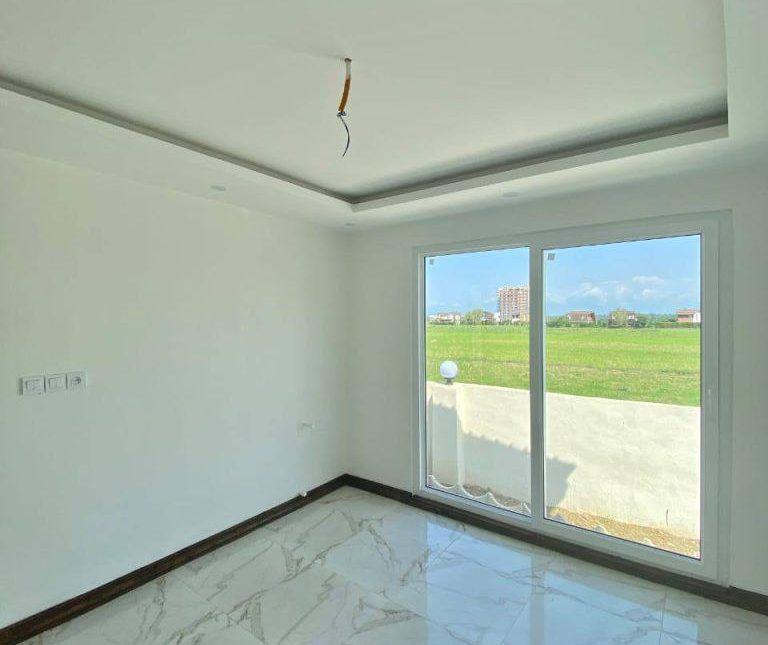 خرید ویلا مدرن شهرک مهندسین | ۲۴۰ متر
