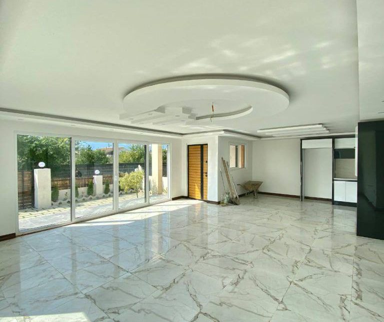 خرید ویلا مدرن شهرک مهندسین | ۲۴۰ متر