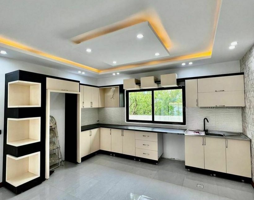 خرید ویلا کلاسیک مدرن منطقه تهرانی نشین | ۲۶۰ متر