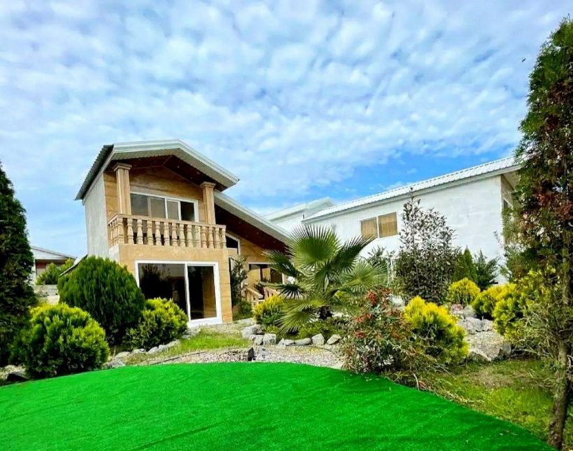 خرید ویلا نیم پیلوت نما سنگ شهرکی | ۵۰۰ متر