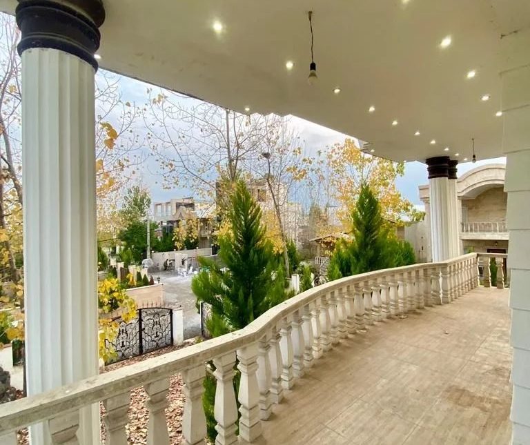 کاخ ویلای 600 متری هوشمند و سند دار چمستان | 600 متر