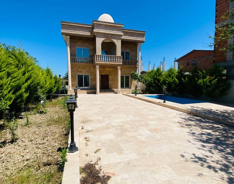 خرید ویلا نما کلاسیک جاده نور | 450 متر