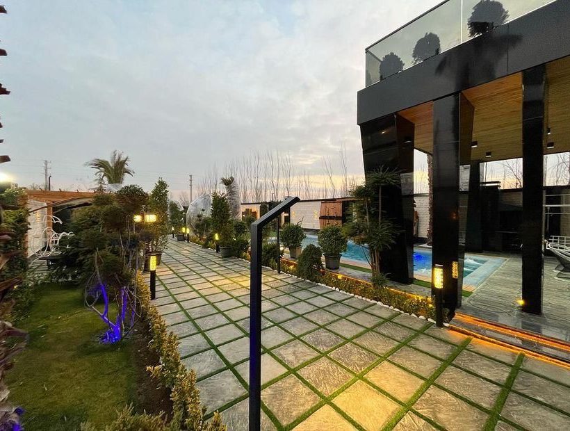 خرید ویلا مدرن شهرکی چمستان 220 متری استخر دار | ۳۵۰ متر