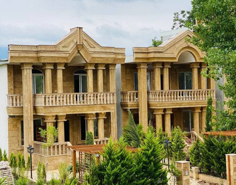 کاخ ویلای نما رومی شهرک تکمیل ساخت در چمستان | ۳۰۰ متر