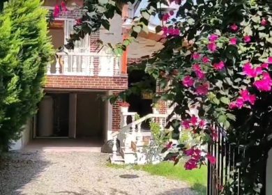 خرید ویلا باغ سند دار شهرکی برند | ۲۵۰ متر