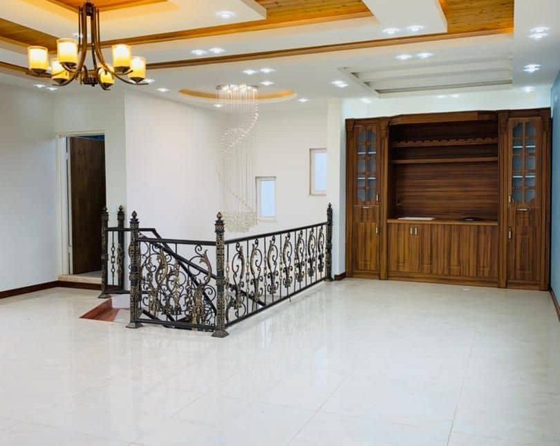 کاخ ویلا پلاک یک جنگل | ۴۰۰ متر