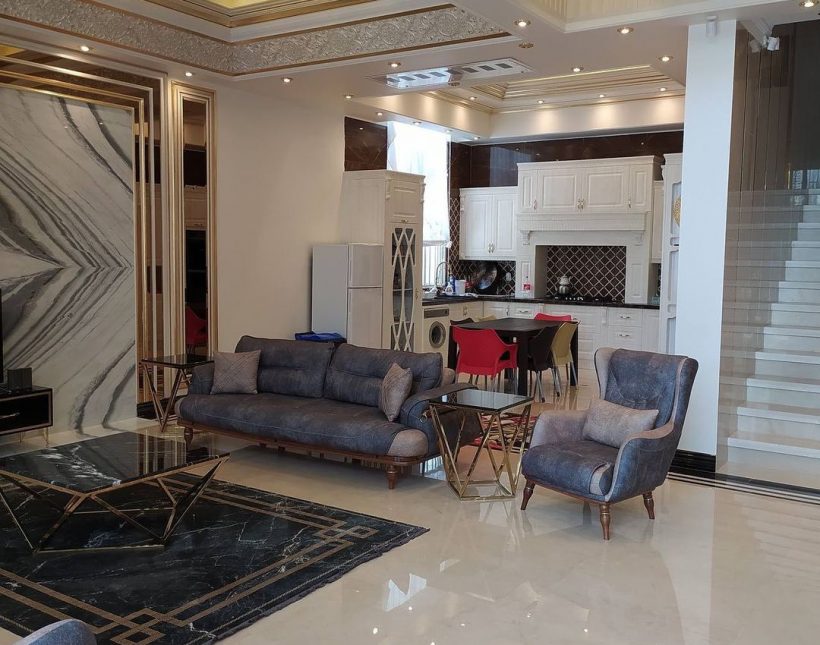 کاخ ویلا 1100 متری استخر دار فول فرنیش نور | 1000 متر