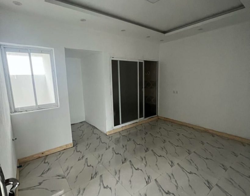 فروش ویلا همکف 210 متر در شمال | 210 متر