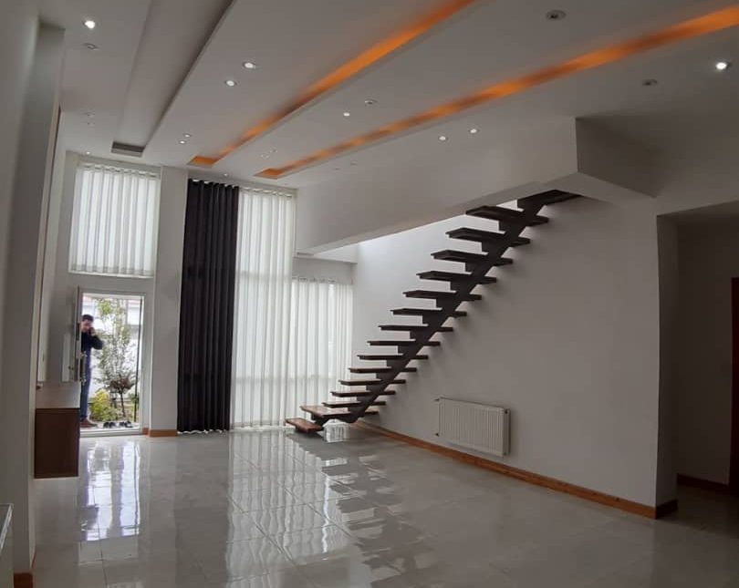 خرید ویلا استخر دار نما مدرن 200 متری | 200 متر