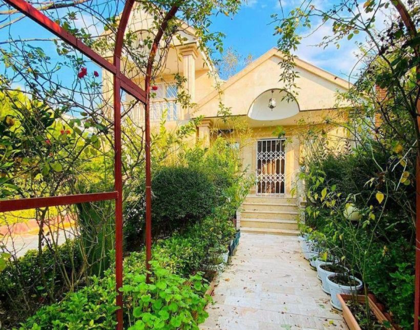خرید ویلا باغ 250 متری مبله کامل سند دار جنگلی نور | ۲۵۰ متر