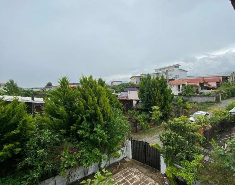 خرید ویلا شهرکی 140 متر بنا نیم پیلوت سند دار | 300 متر