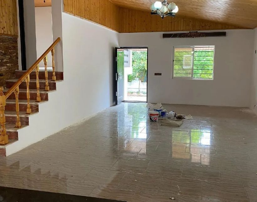 خرید ویلا شهرکی 140 متر بنا نیم پیلوت سند دار | 300 متر