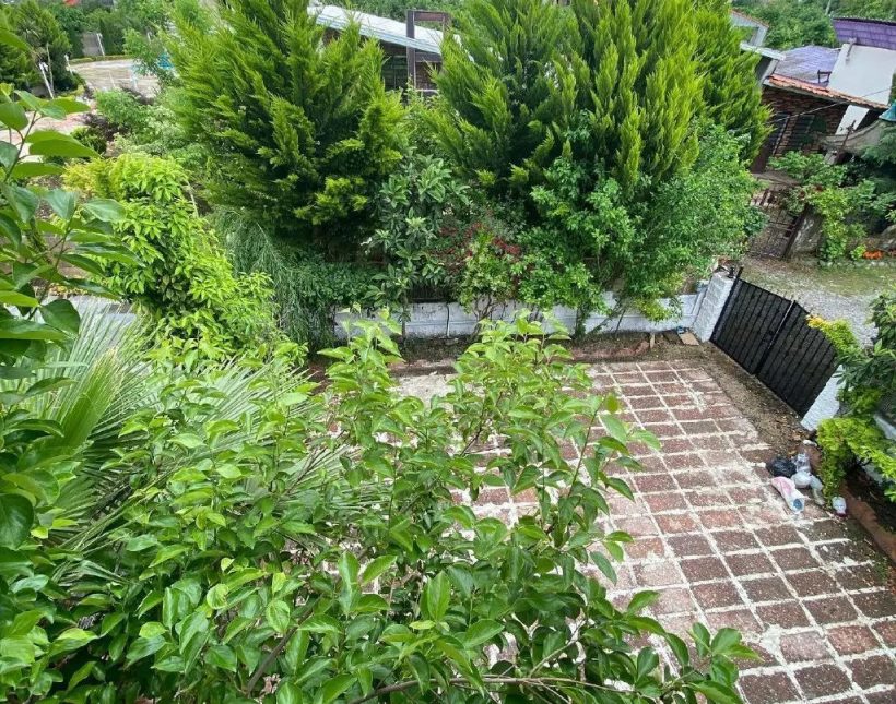 خرید ویلا شهرکی 140 متر بنا نیم پیلوت سند دار | 300 متر