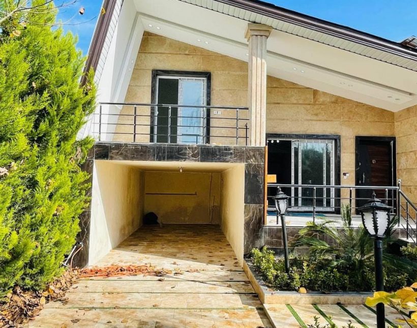 خرید ویلا شهرک کارمندان 230 متری سند دار | ۲۳۰ متر