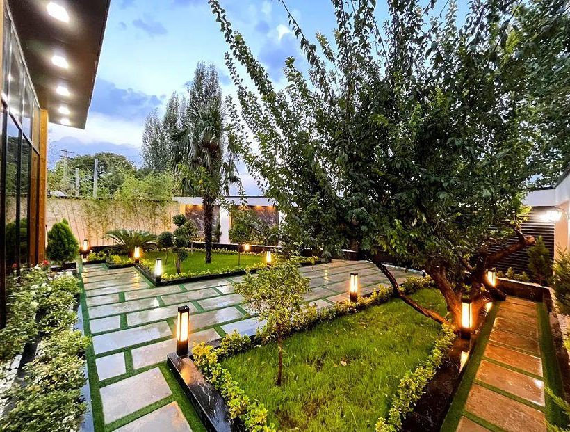 ویلا باغ سر سبز و سند دار 350 متری واقع در منطقه برند | 350 متر
