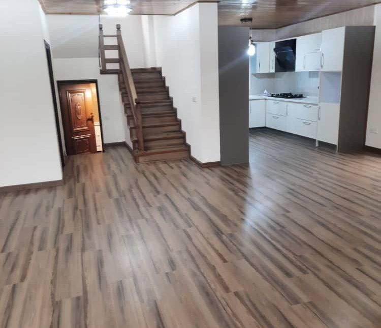 خرید عمارت 440 متری در شهرک با اصالت | 440 متر