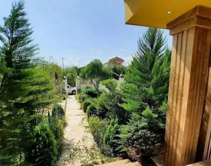 فروش ویژه ویلا باغ نما سنگ 270 متری نور | 270 متر