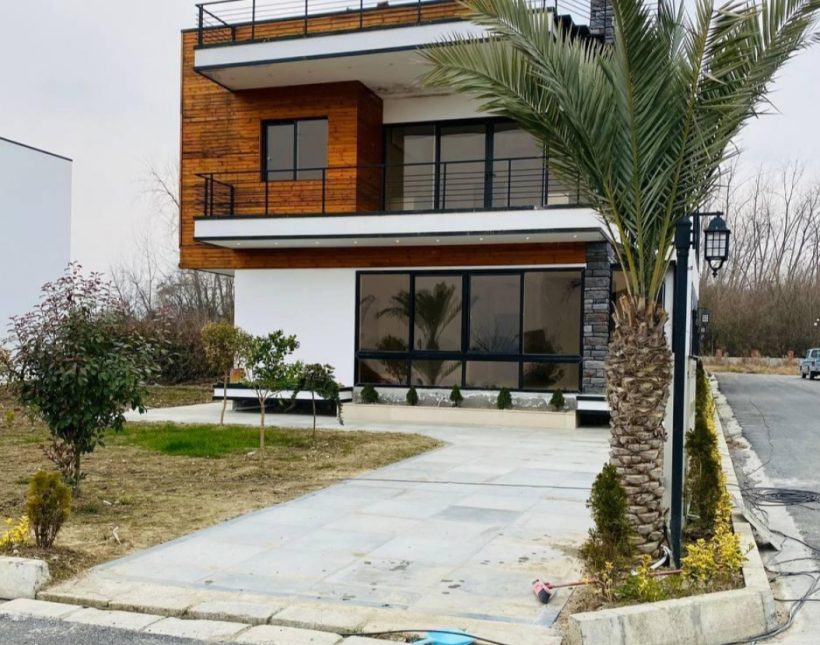 ویلا دوبلکس 350 متری سند دار آپادانا | ۳۵۰ متر