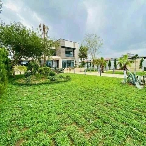 خرید پارک ویلا 1200 متری فول امکانات | 1200 متر