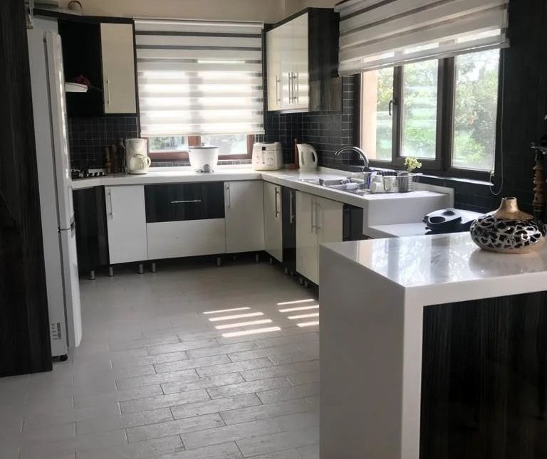 ویلا دوبلکس 400 متری سند دار و شهرکی سعادت آباد | ۴۰۰ متر