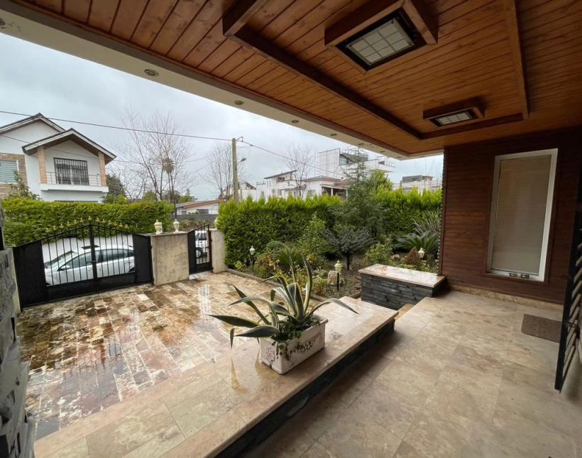 ویلا نیم پیلوت 230 متری فول فرنیش و شهرکی چمستان | ۲۳۰ متر