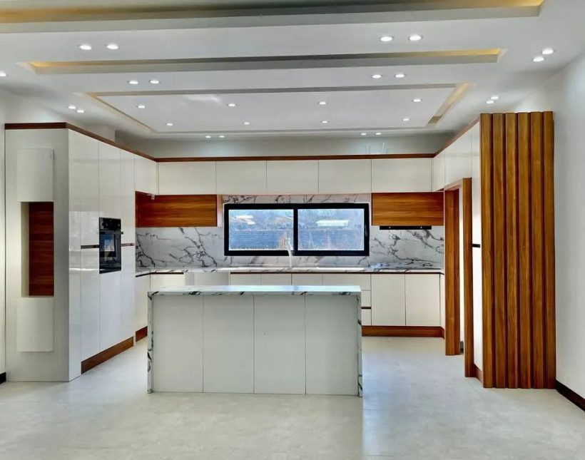 ویلا مدرن 300 متری دوبلکس شهرکی با نگهبانی دائم | ۳۰۰ متر