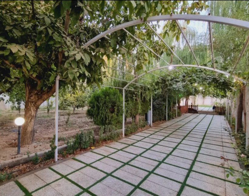 خرید ویلا باغ استخر دار 400 متری فول فرنیش | ۴۰۰ متر