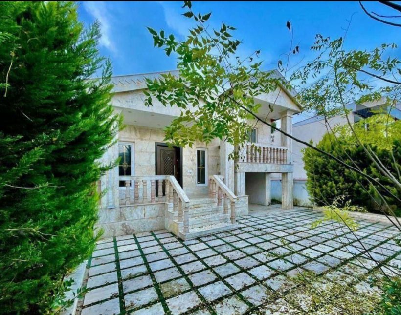 خرید ویلا نما رومی 250 متری مدارک تکمیل | ۲۵۰ متر