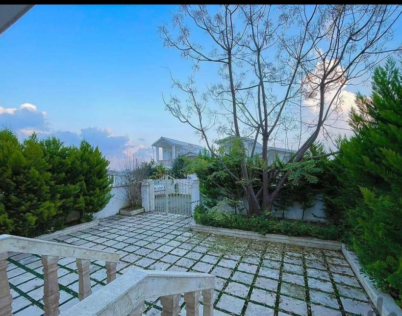 خرید ویلا نما رومی 250 متری مدارک تکمیل | ۲۵۰ متر